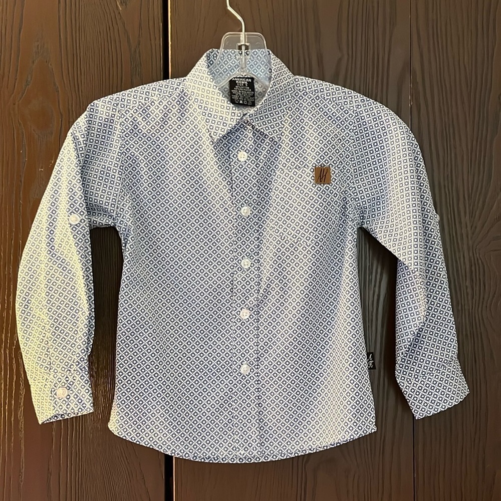 American Hawk boy’s long sleeved button down shirt. Size 5